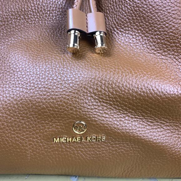 Michael Kors Brown Phoebe Large Leather  Bucket Bag Shoulder Crossbody - Picture 6 of 12